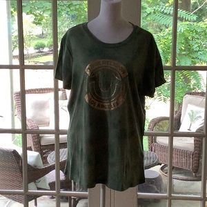 NWT True Religion woman’s logo tee.size2X Large. Machine washable.